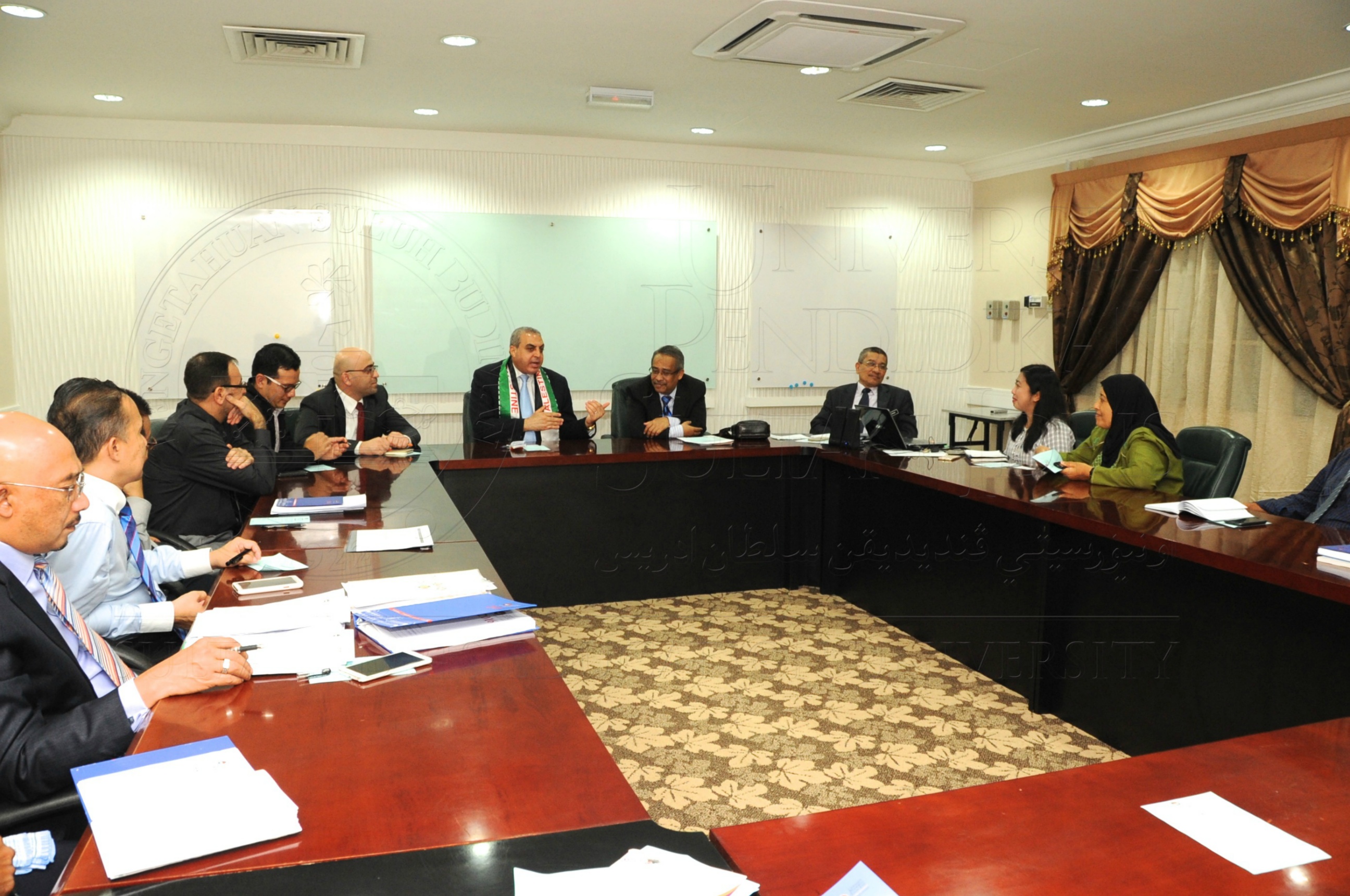 PRO 16 3 PALESTINEHAS 7681